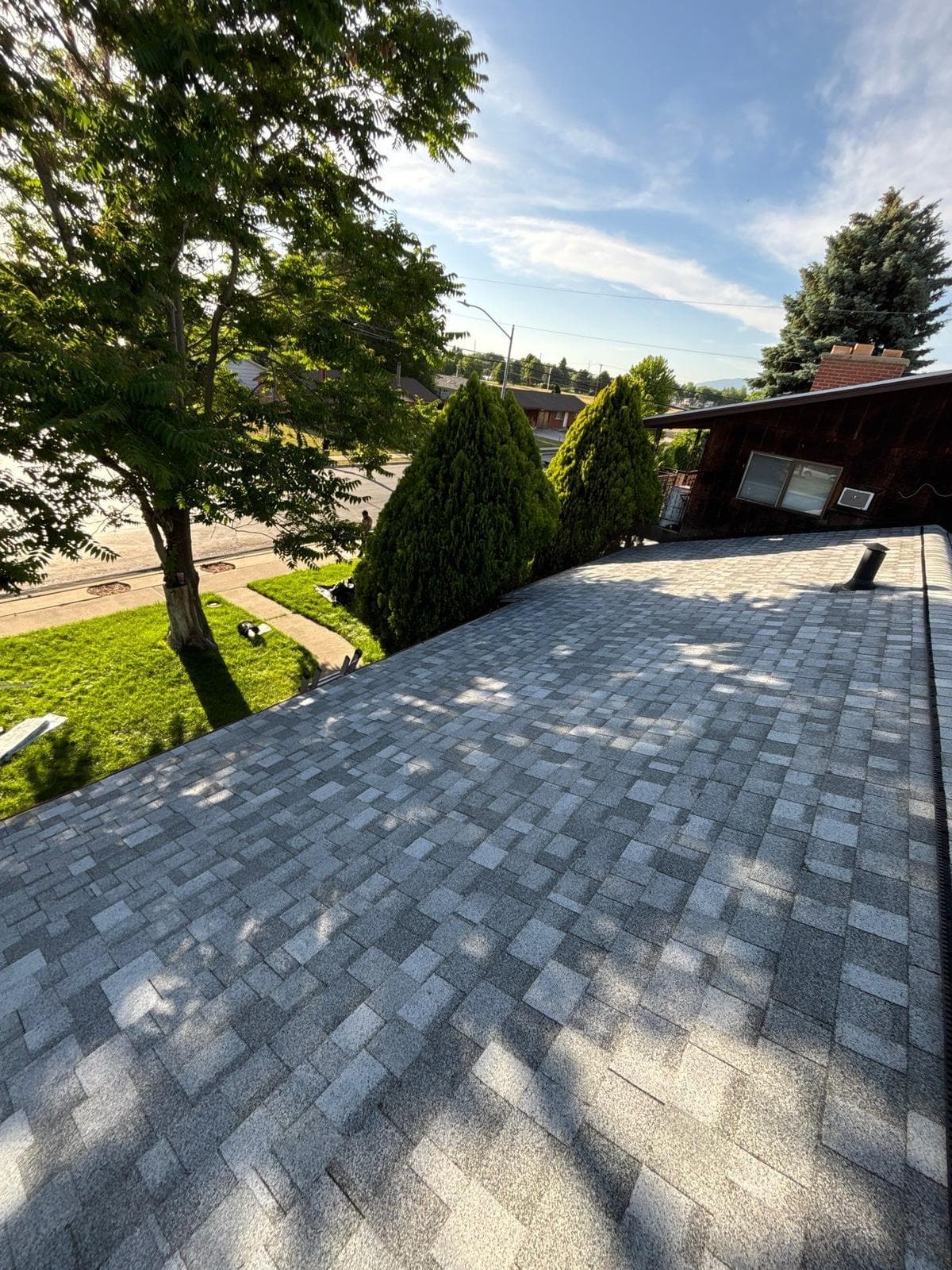 A Provo roof finished in grey architectural shingle